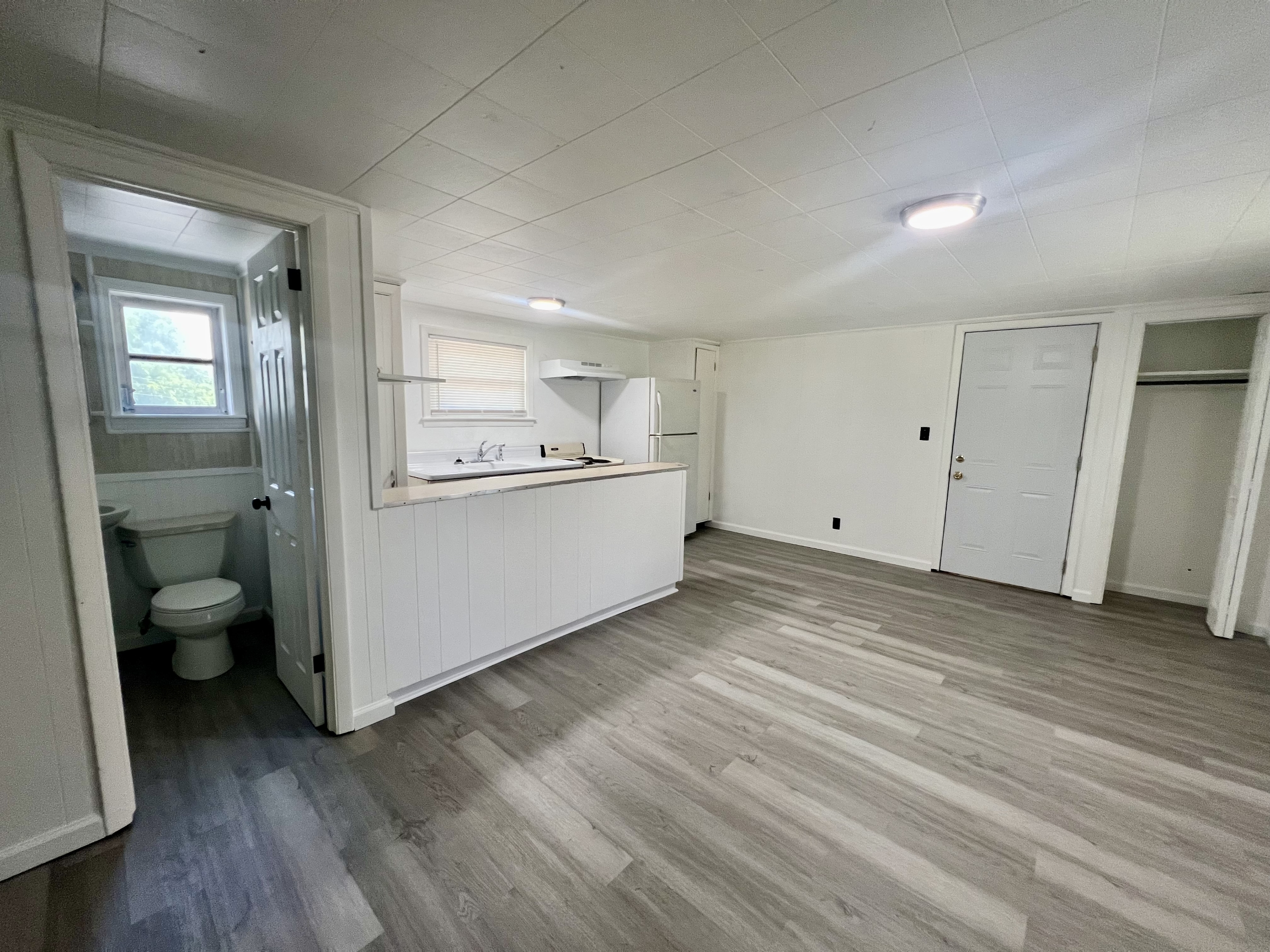 317 W Allen St