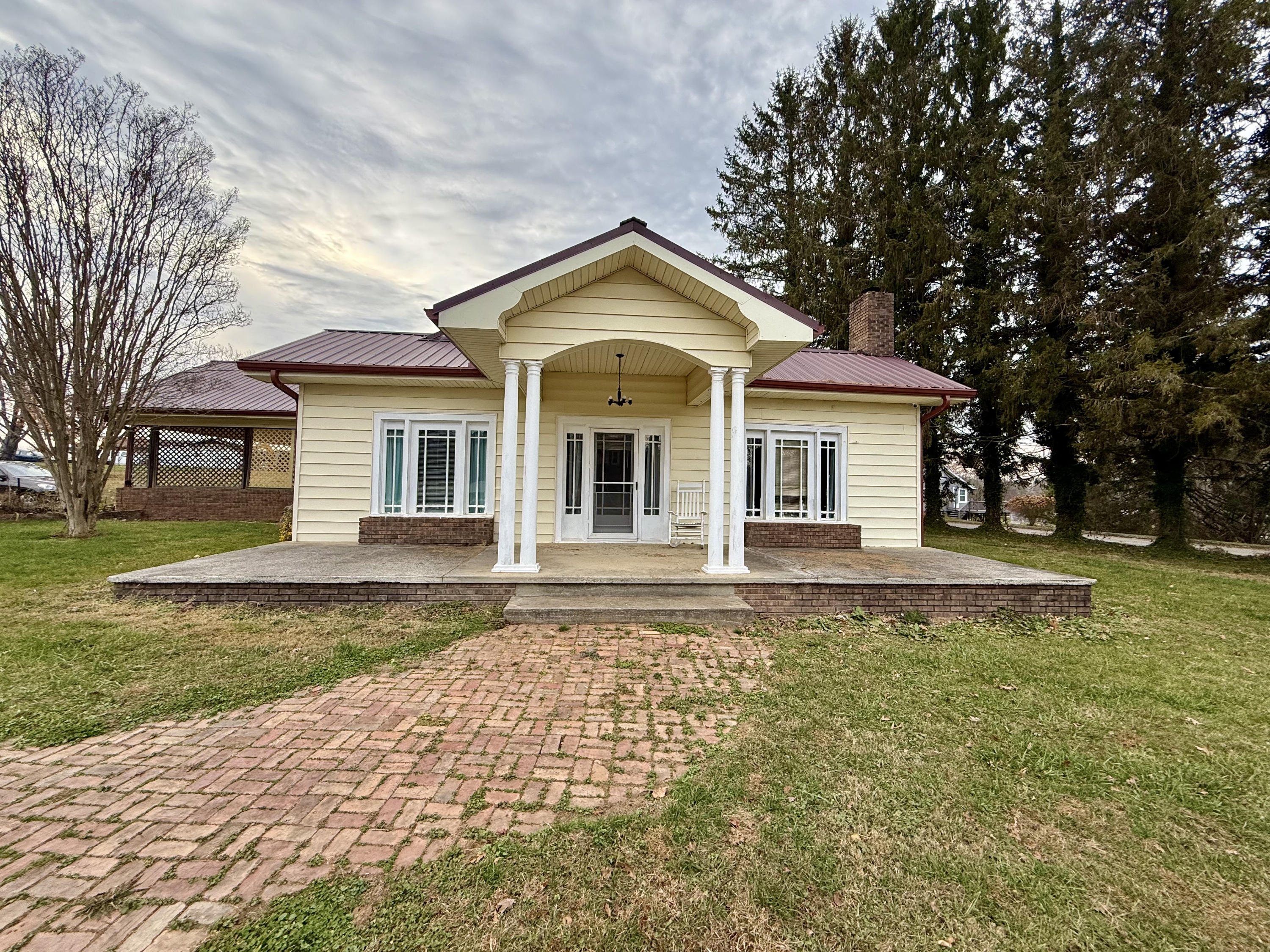 2703 Old Spartanburg Road