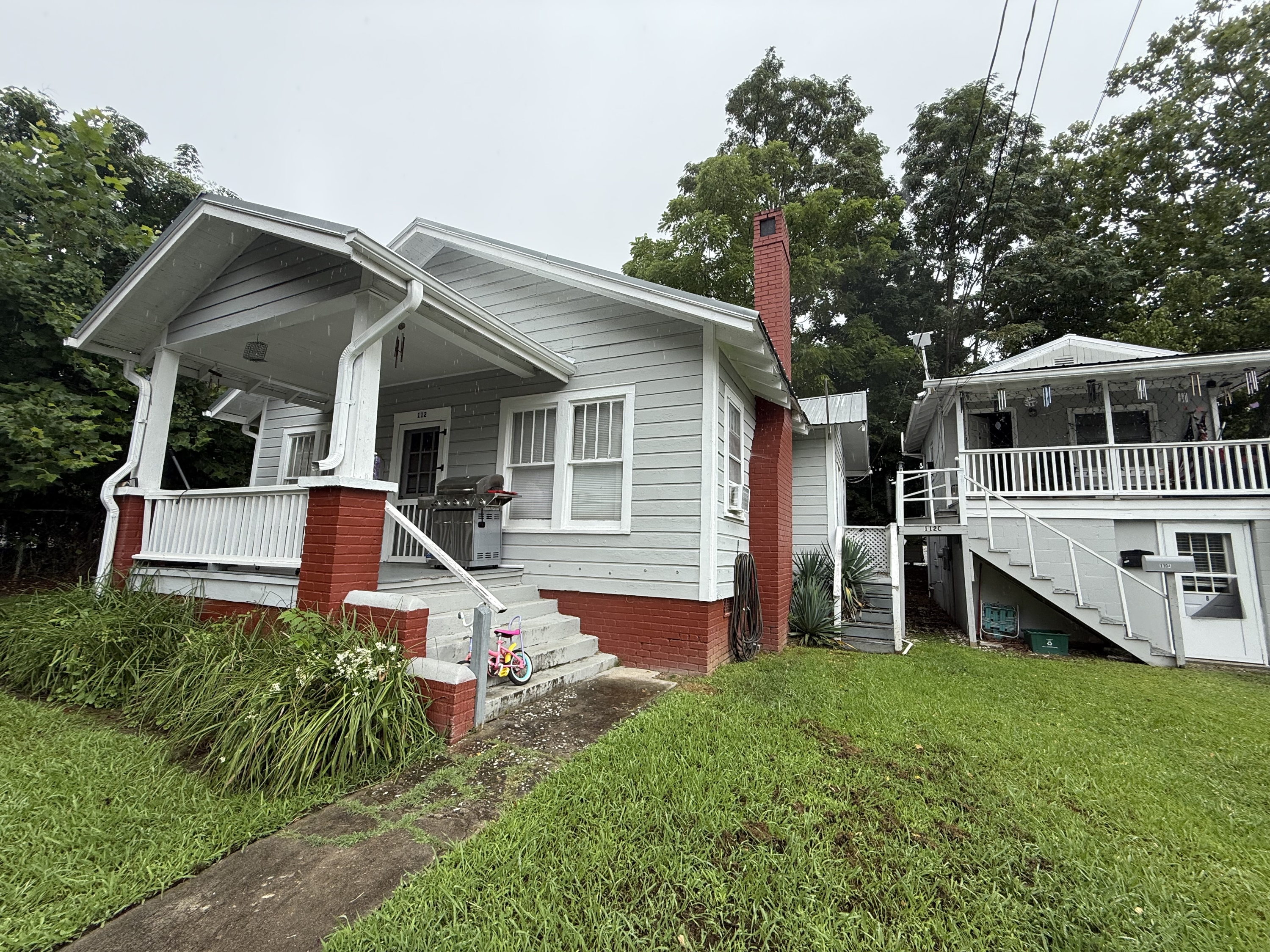 112 Rhodes St